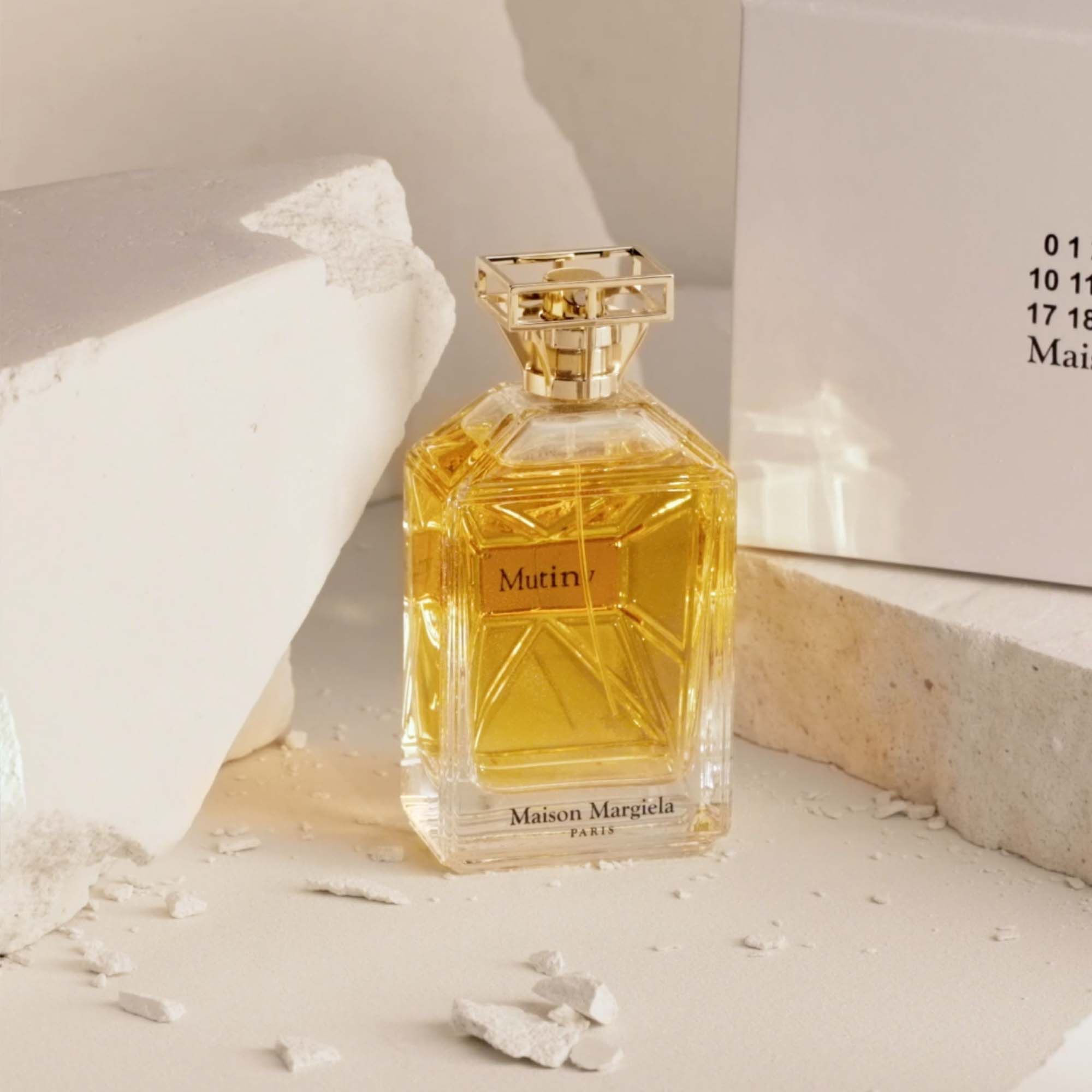 Mutiny eau de 2025 parfum